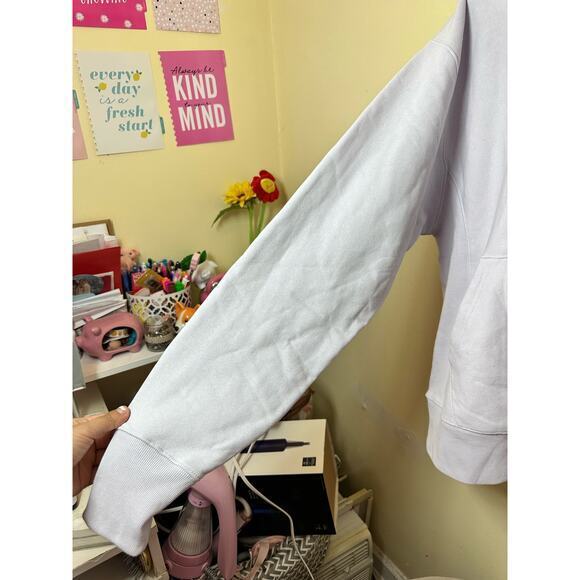 Champion Reverse Weave Embroidered Hoodie Pastel Lilac Size Medium Brand New - Picture 4 of 8